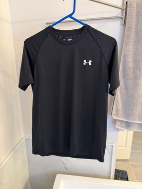 Under Armour Black Short Sleeve Logo Performance Tee